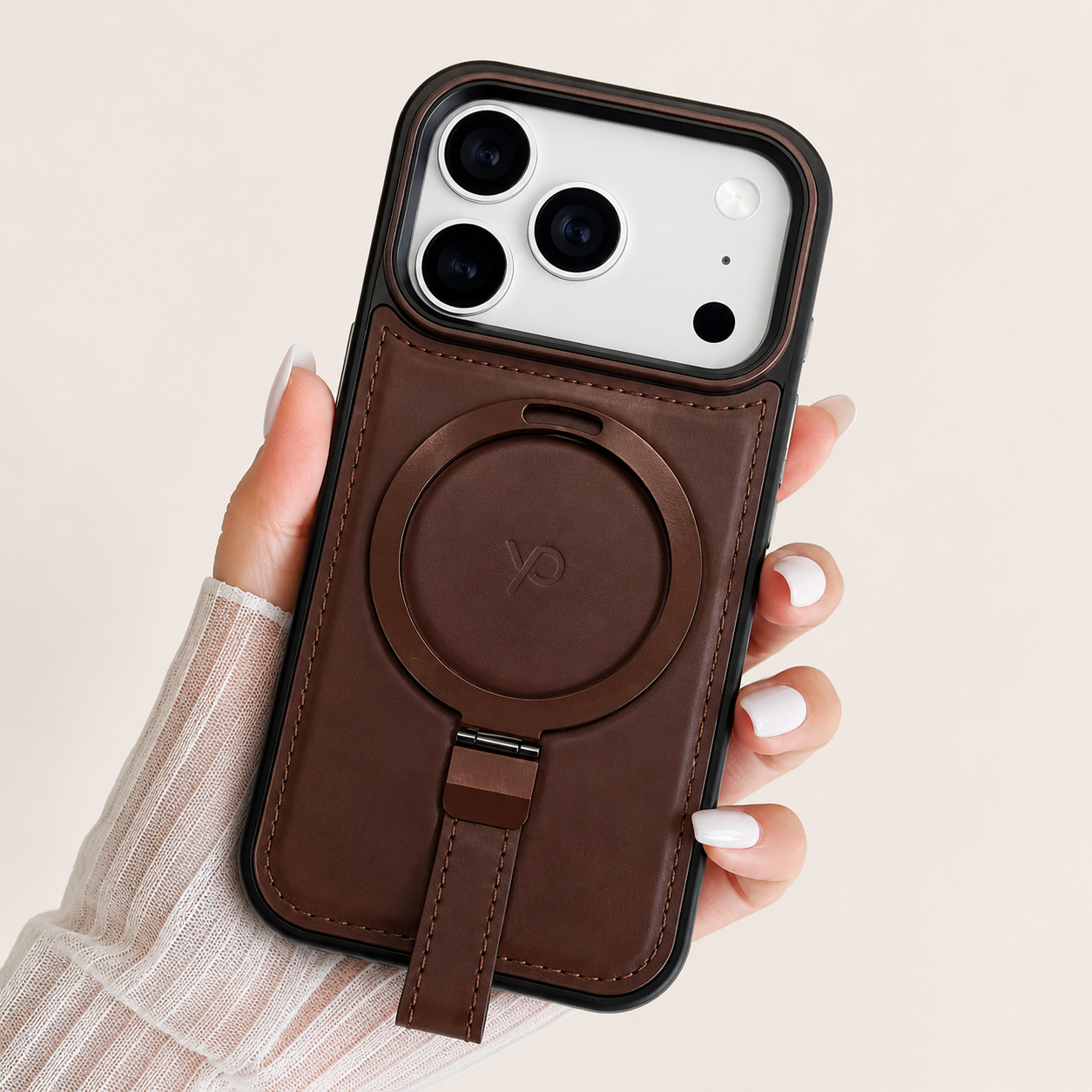 Heritage Ring-Stand Leather Case — iPhone 17 Pro
