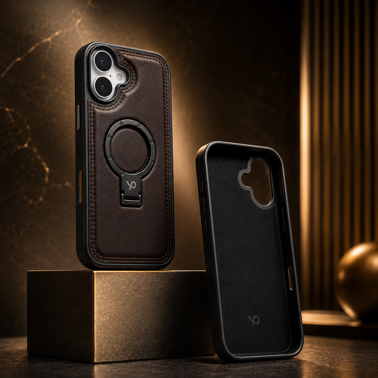 Heritage Metal-Ring Leather Case — iPhone 17