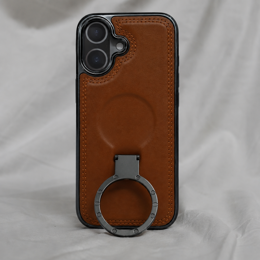 Heritage Metal-Ring Leather Case — iPhone 17