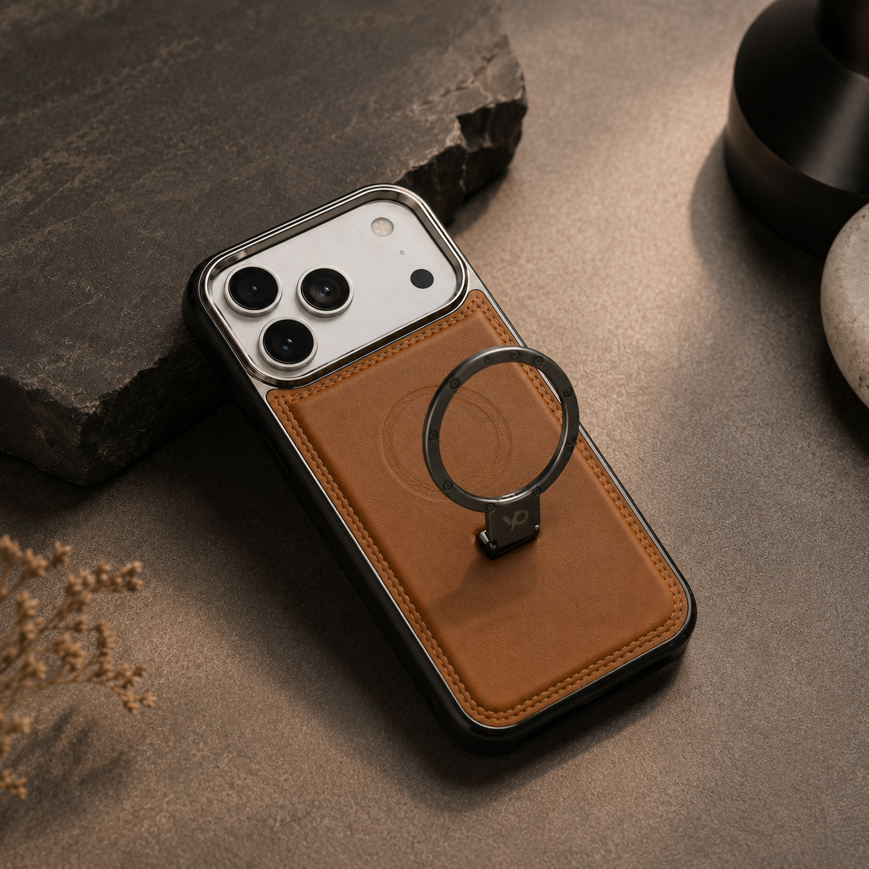 Heritage Metal-Ring Leather Case — iPhone 17 Pro Max