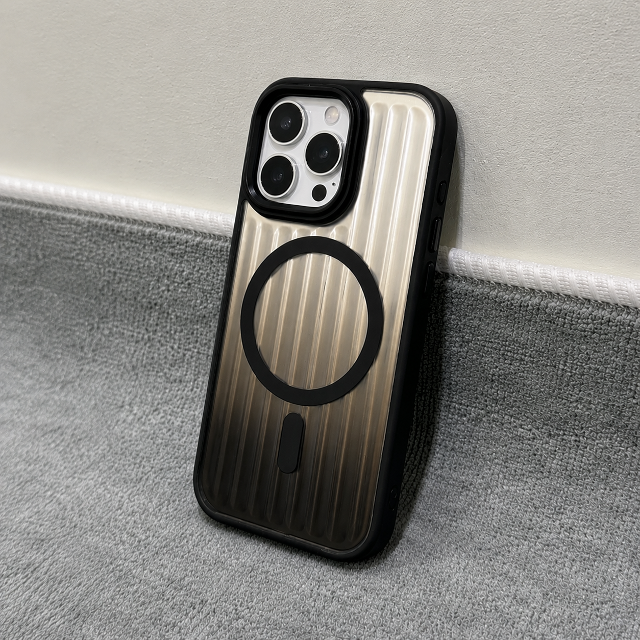 Smoke Gradient Case — iPhone 16 Pro