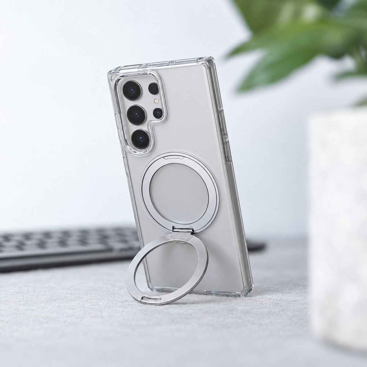 Crystal Ring-Stand MagSafe Case — detail
